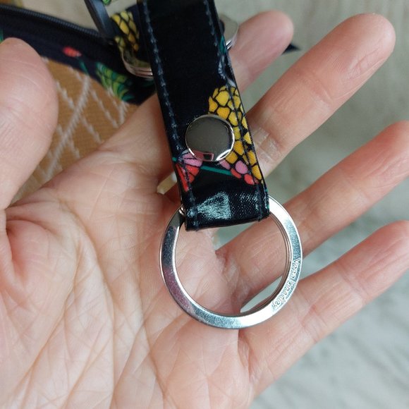 Vera Bradley Women's Straw Woven Crab Pattern Crossbody Bag - Picture 5 of 10